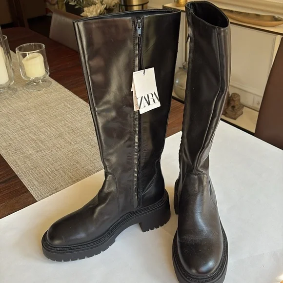 Zara Black Heeled Boots - Picture 3 of 12